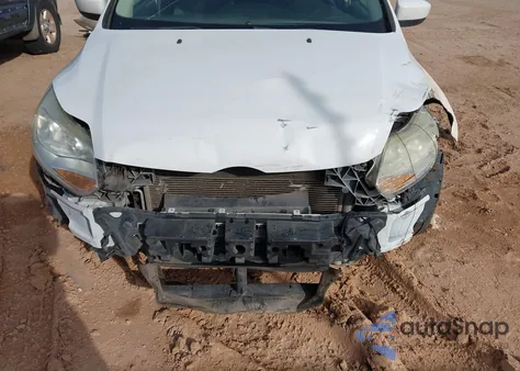 2012 Ford Focus Se z USA, uszkodzony, nr VIN 1FAHP3K23CL239209